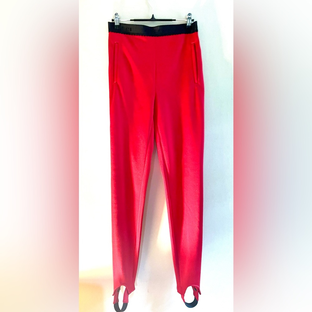 Gucci Logo-Waistband Legging with stirrup Size 40 NWOT